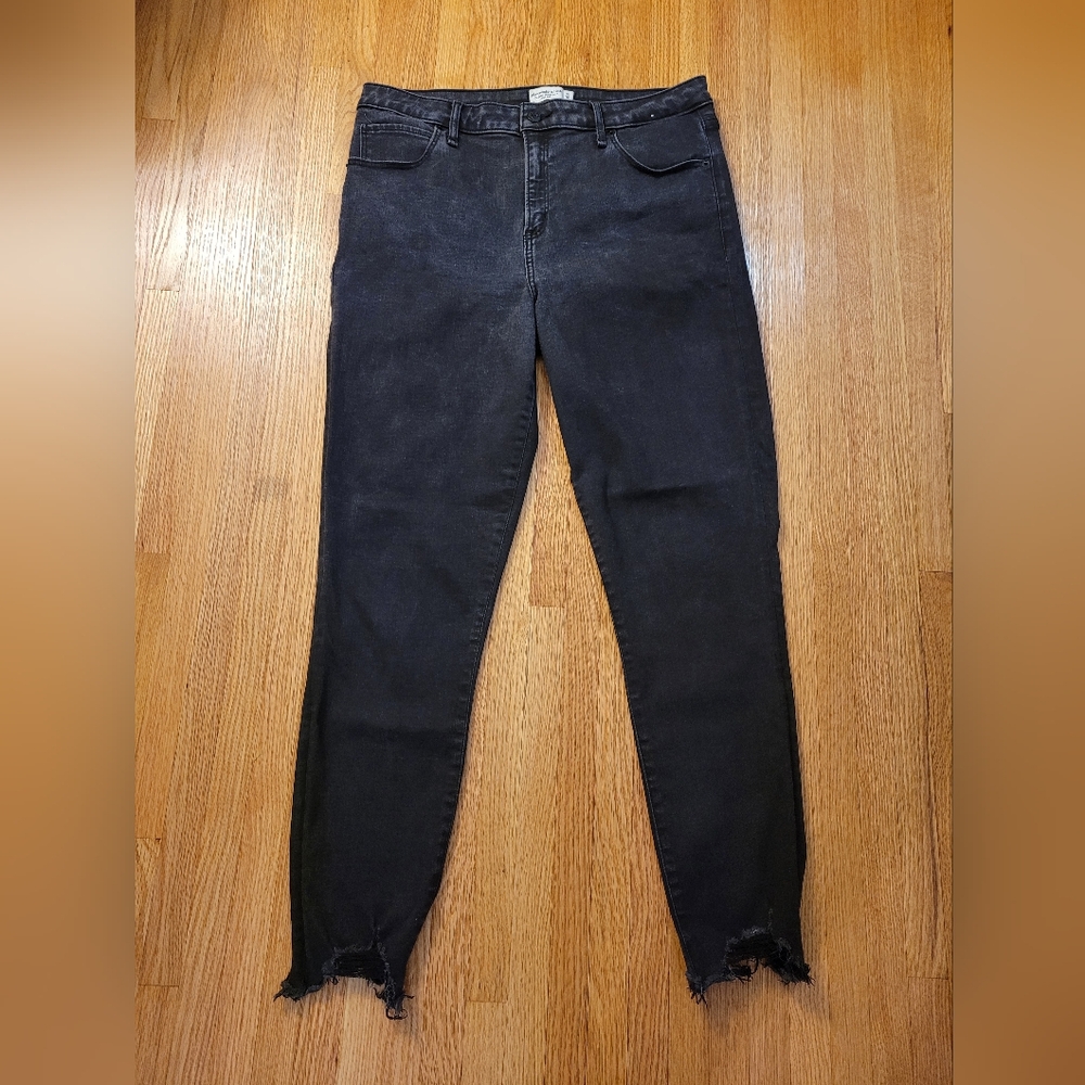 Abercrombie & Fitch Curve Love Black Ankel Jeans 16L 33